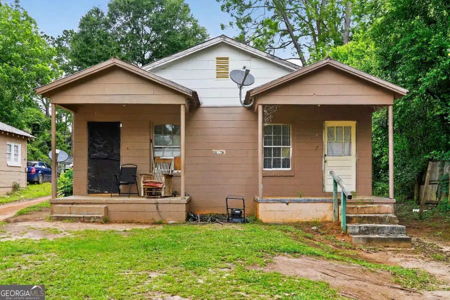 817 W Gordon Avenue, Albany, GA 31701 - #2