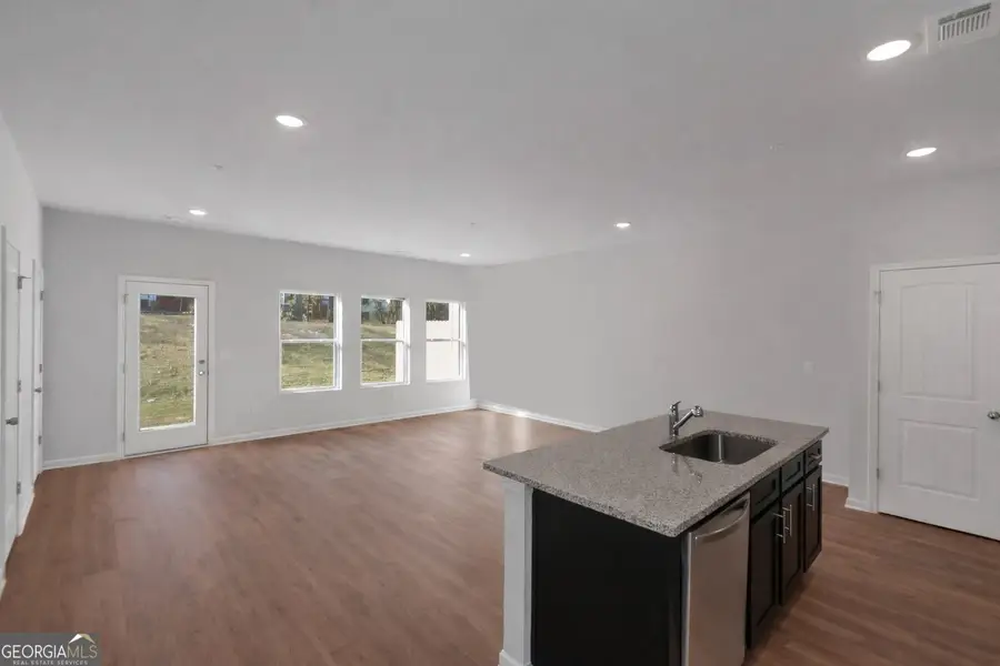 5415 Biltmore Drive, Atlanta, GA 30349 - #2