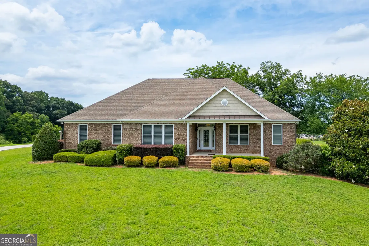 563 Martin Road, Talmo, GA 30575 - #1