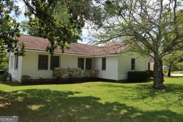 372 Old Monticello Road, Milledgeville, GA 31061
