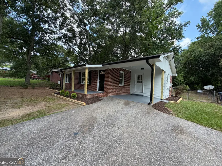 135 Martha Street, Winder, GA 30680 - #3