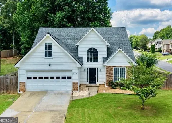 225 Shadetree Lane, Lawrenceville, GA 30044