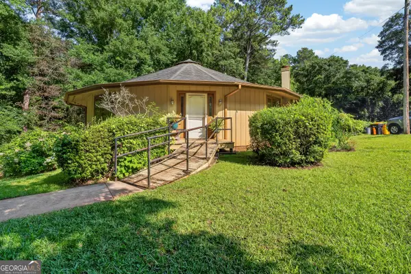 208 Newton Drive, Forsyth, GA 31029