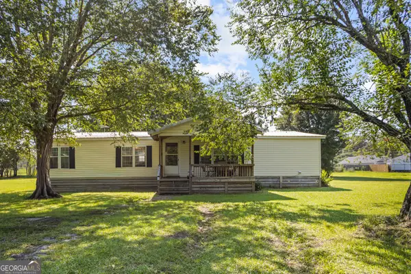 68 Levy A Ray Road Ne, Ludowici, GA 31316