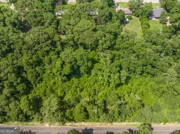 205 Hickory Drive, Perry, GA 31069