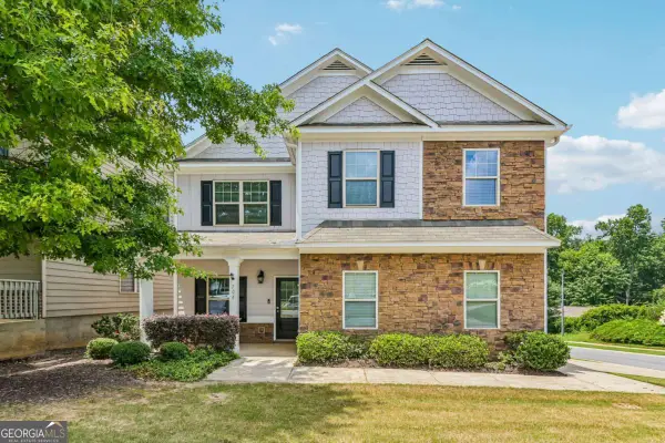 704 Pineglen Drive, Acworth, GA 30102