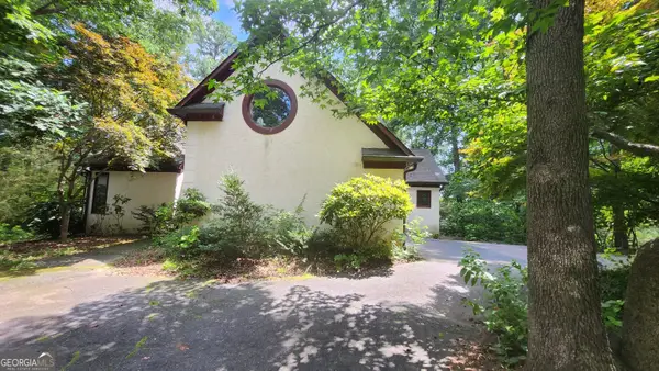 121 Lakeside Drive, Peachtree City, GA 30269