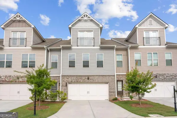 2020 Manor Pointe Drive #19, Cumming, GA 30041