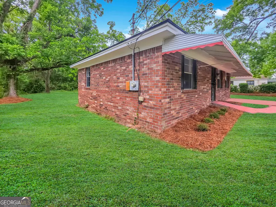3911 5th Street, Garden City, GA 31408 - #2