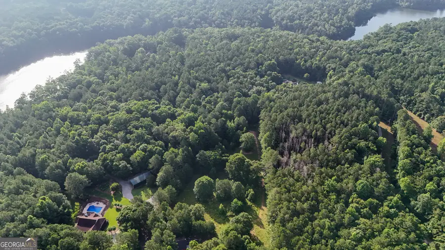 3932 Peeksville Rd., Locust Grove, GA 30248 - #3