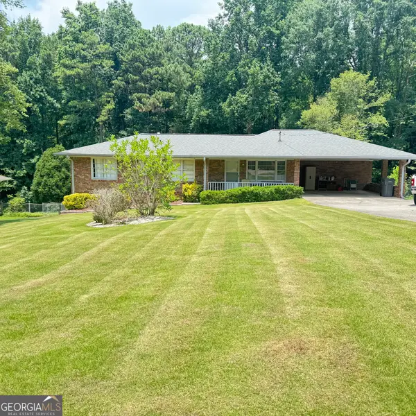 6136 Queens Road, Douglasville, GA 30135
