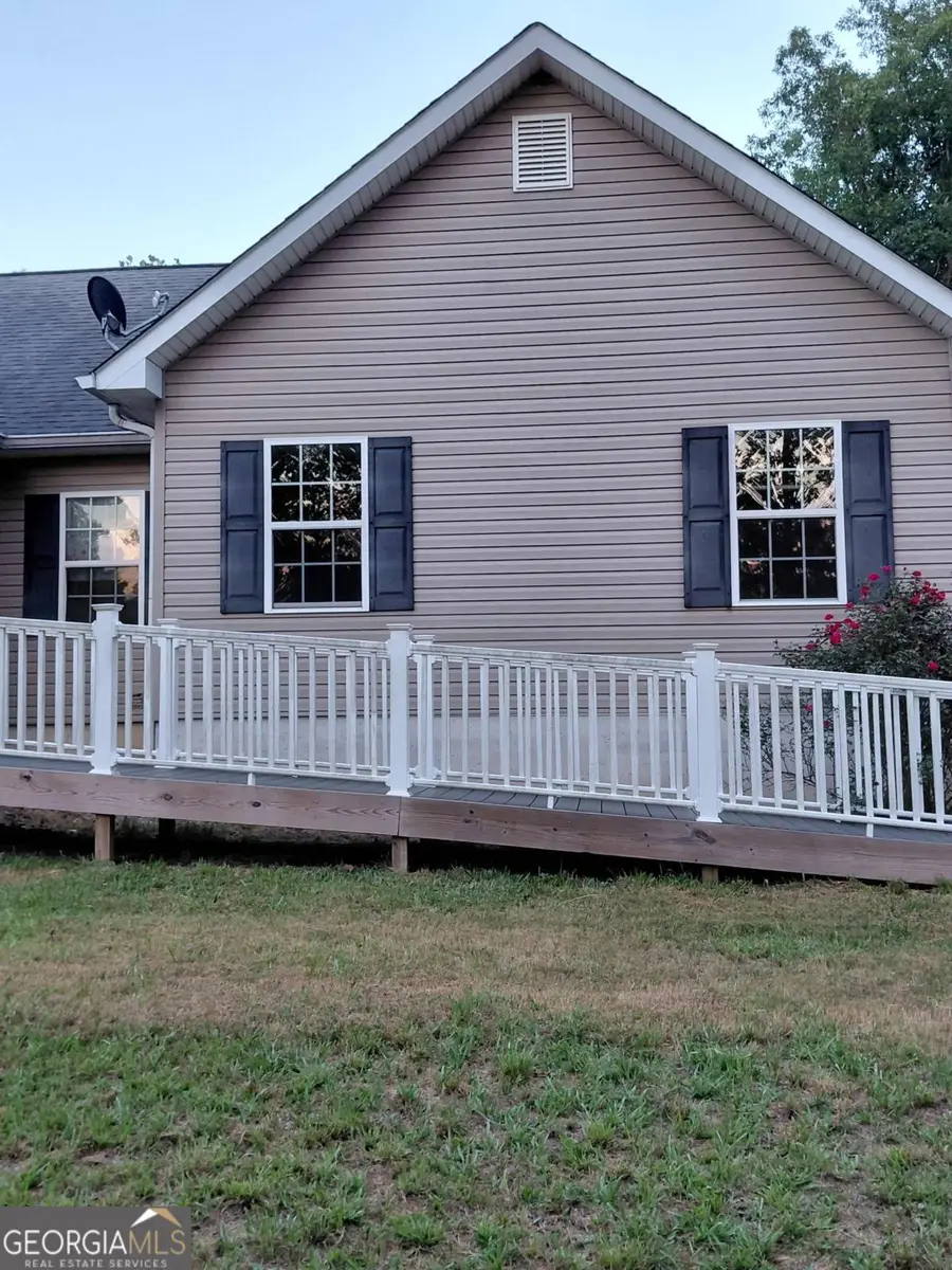 1330 Heads Ferry Rd, Cornelia, GA 30531 - #2
