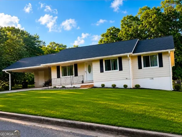 110 Point View Court, Tyrone, GA 30290