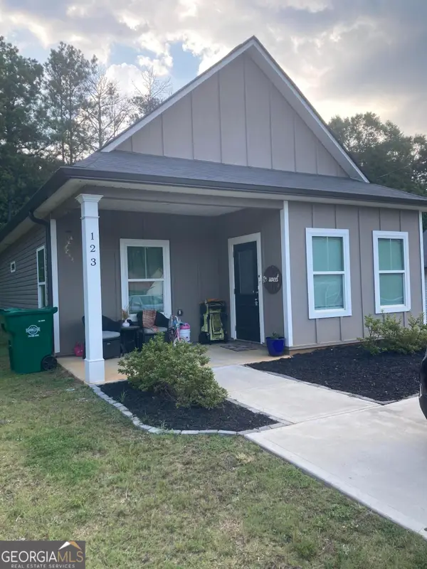 123 Chalfont Circle, Carrollton, GA 30117