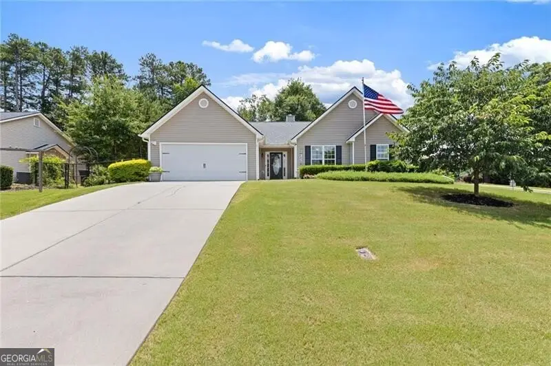 521 Embassy Walk, Winder, GA 30680 - #1