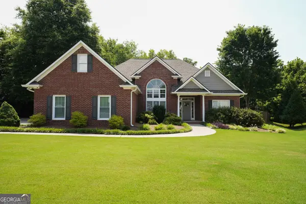 28 Priory Club Dr, Cartersville, GA 30120