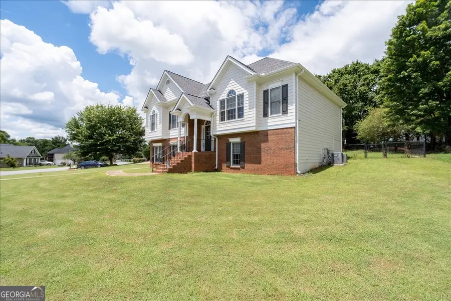 16 Berkshire Drive Nw, Cartersville, GA 30120 - #2