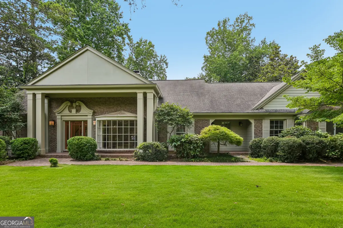 3135 Spalding Drive, Sandy Springs, GA 30350 - #1