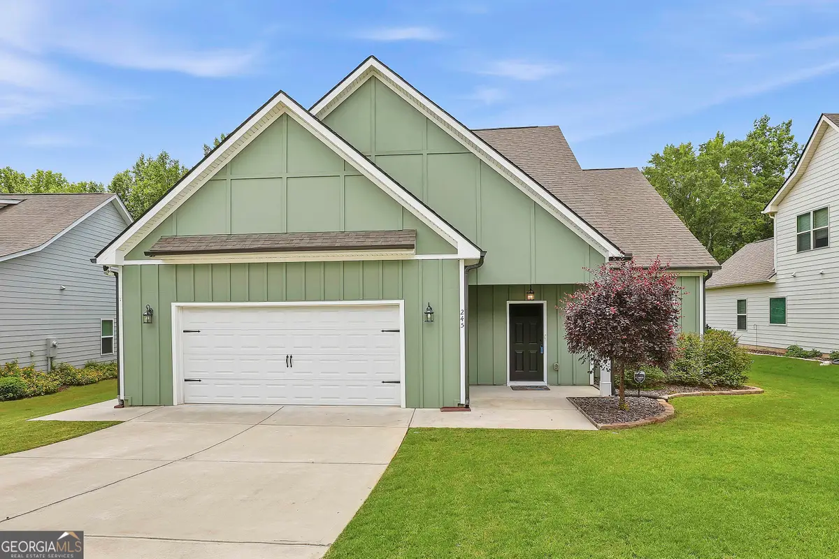 245 Southridge, Senoia, GA 30276 - #1