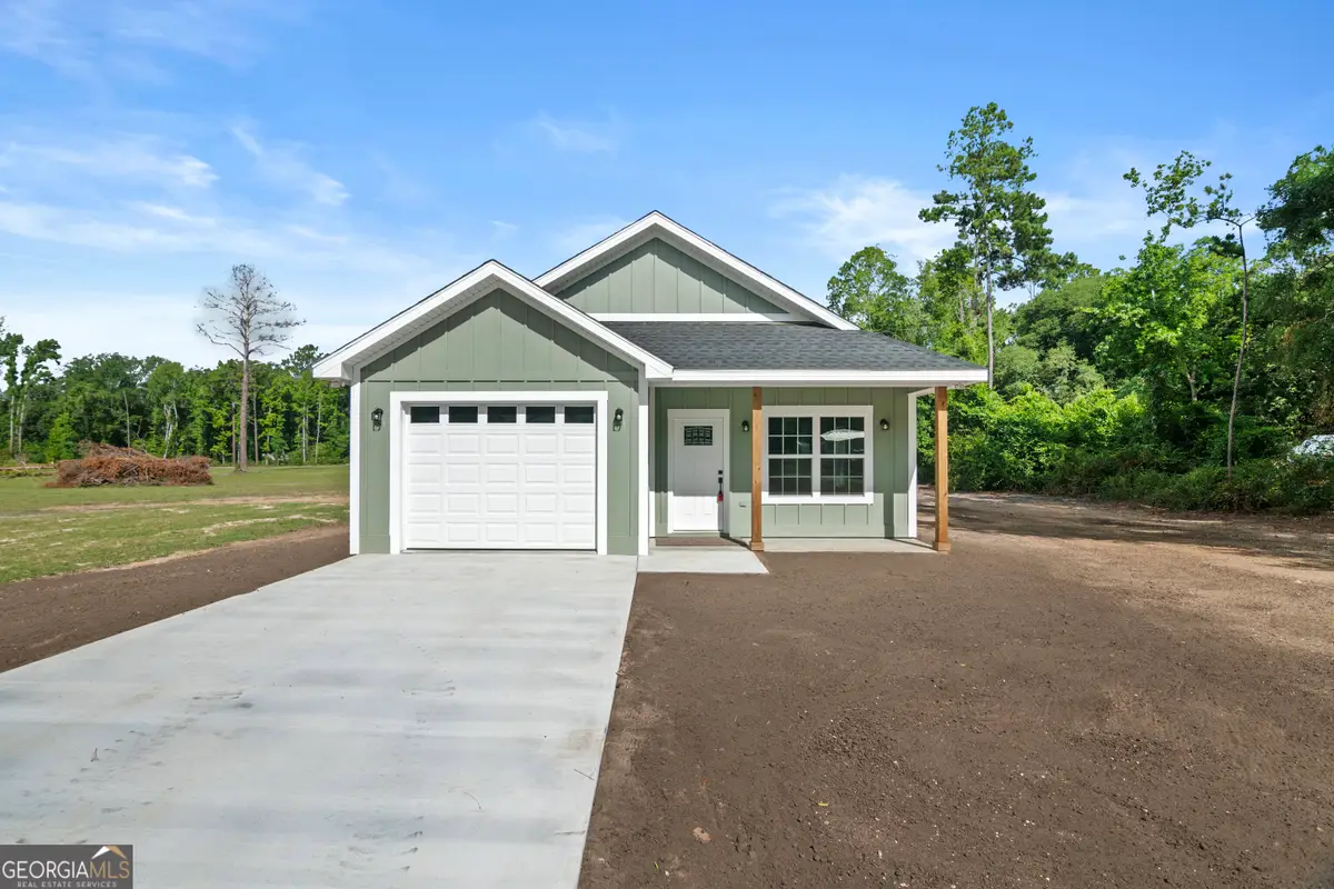 93 Riverside Drive, Jesup, GA 31545 - #1