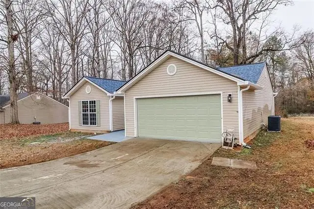 1216 Dylan Way, Bethlehem, GA 30620 - #2