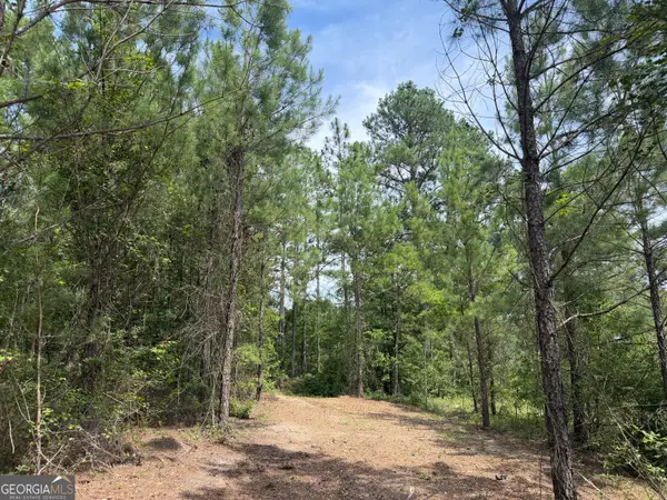 005B Cleghorn Dr, Tallassee, AL 36078