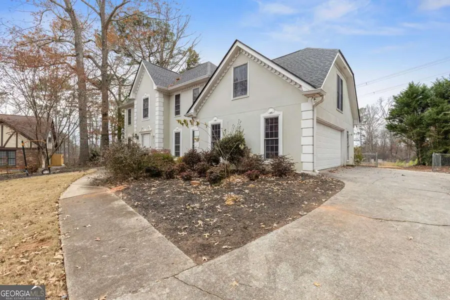 808 Valbrook Court Sw, Lilburn, GA 30047 - #2