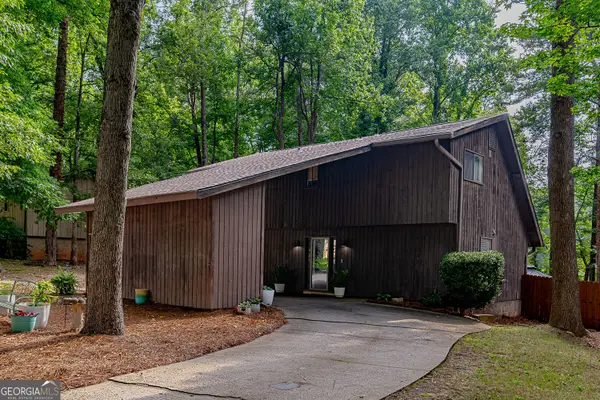 552 Edgefield Drive, Stone Mountain, GA 30087