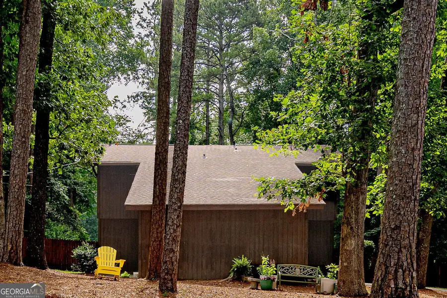 552 Edgefield Drive, Stone Mountain, GA 30087 - #2