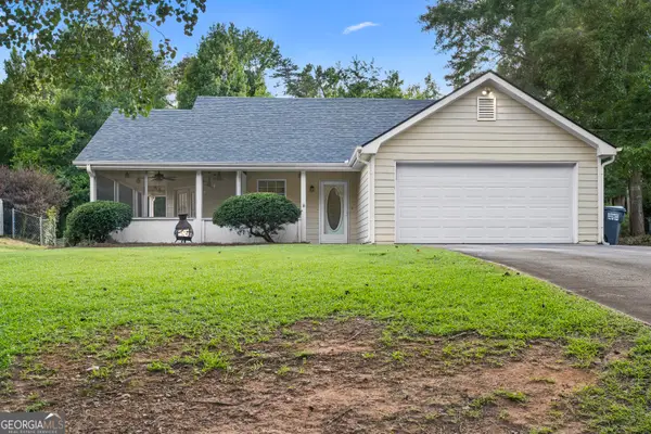165 Lakefront Drive, Covington, GA 30016