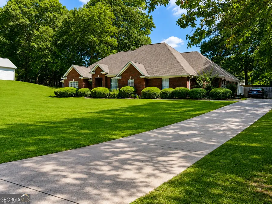 104 N 26th Avenue, Lanett, AL 36863 - #2