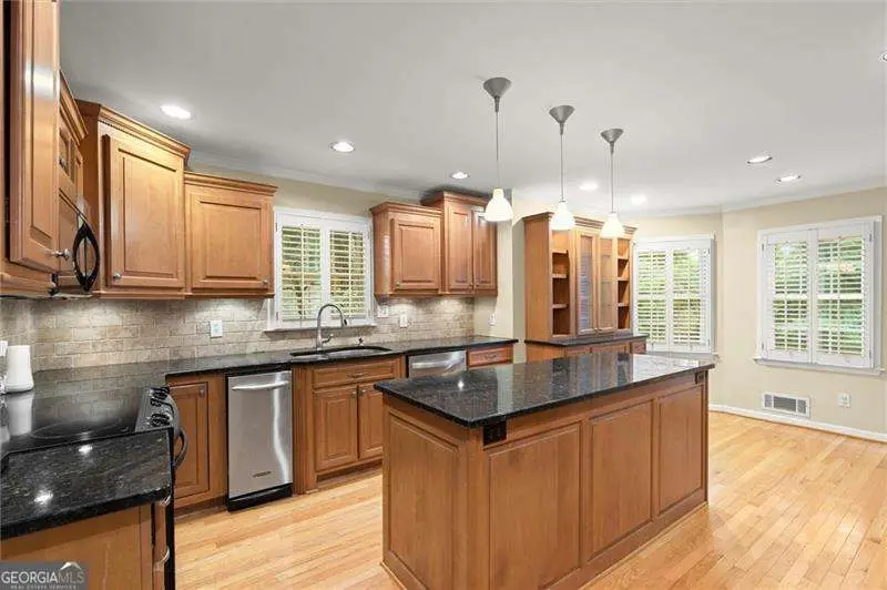 2185 Wenlok Trail Ne, Marietta, GA 30066 - #3