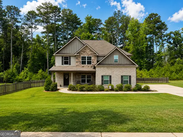 231 Homestead Circle, Forsyth, GA 31029