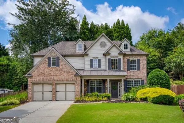 204 Northbrooke Court, Woodstock, GA 30188