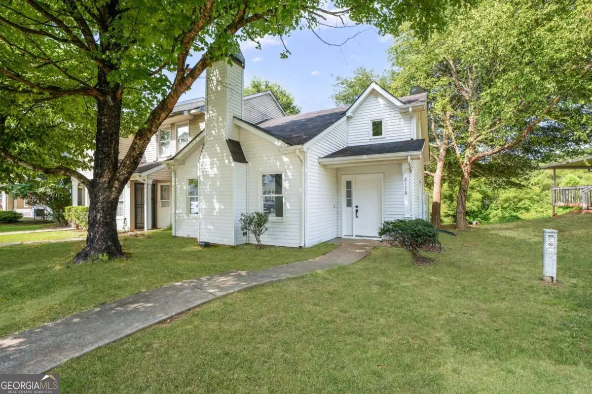 2176 Wellington Circle, Lithonia, GA 30058 - #1