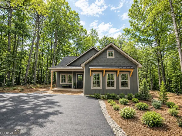 32 Tanvor Trail, Cleveland, GA 30528