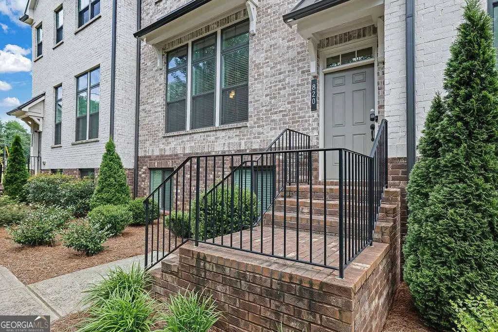 820 Fair View Circle, Roswell, GA 30076 - #1