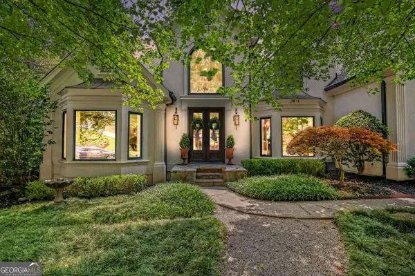 2375 Massey Lane, Decatur, GA 30033
