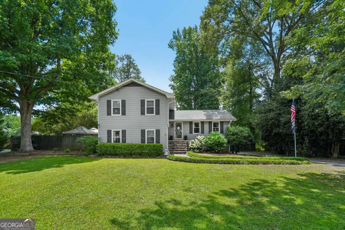 4852 Arrowhead Trail West Sw, Lilburn, GA 30047 - #1