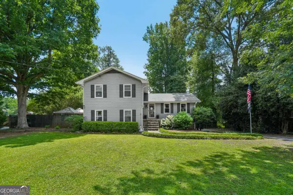 4852 Arrowhead Trail West Sw, Lilburn, GA 30047