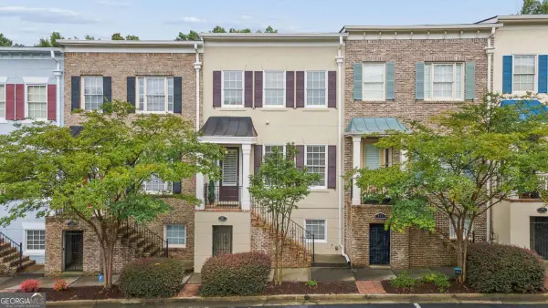 997 Pearl Point, Sandy Springs, GA 30328