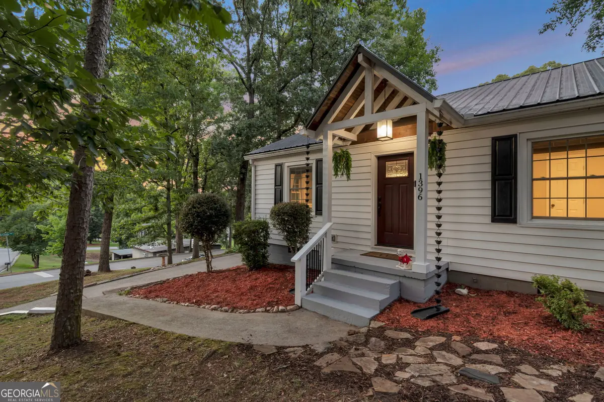 1396 Enota Avenue Ne, Gainesville, GA 30501 - #1