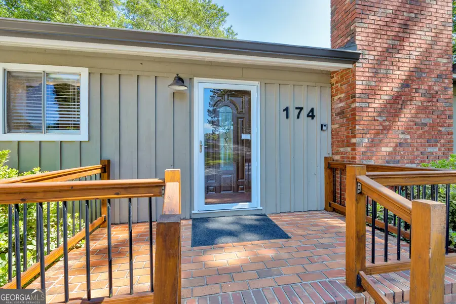 174 Rosewood Circle, Hartwell, GA 30643 - #2
