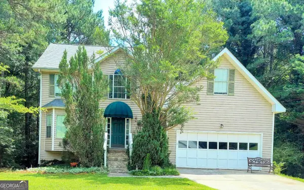 2737 Crestworth Lane, Buford, GA 30519
