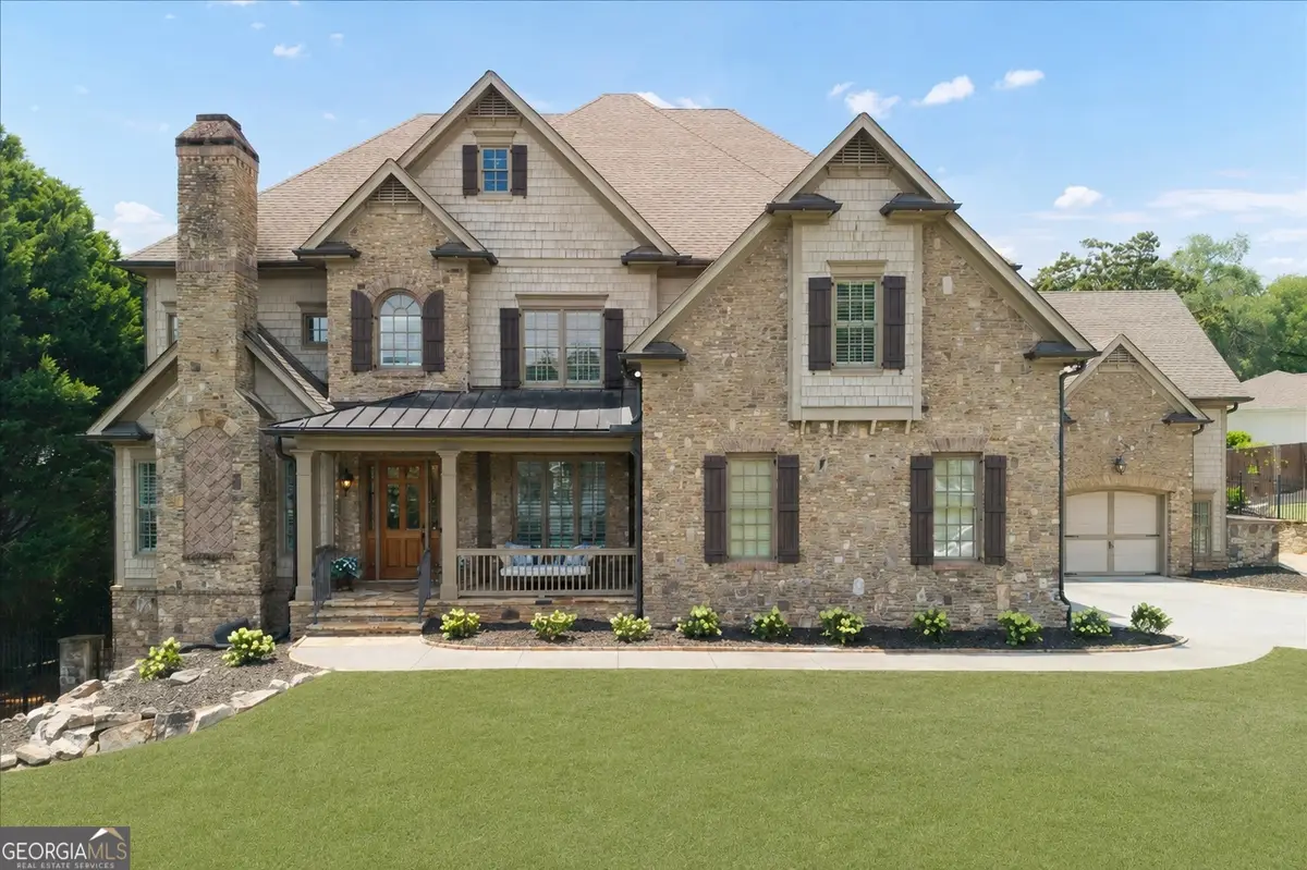 1084 West Nancy Creek Drive, Atlanta, GA 30319 - #1