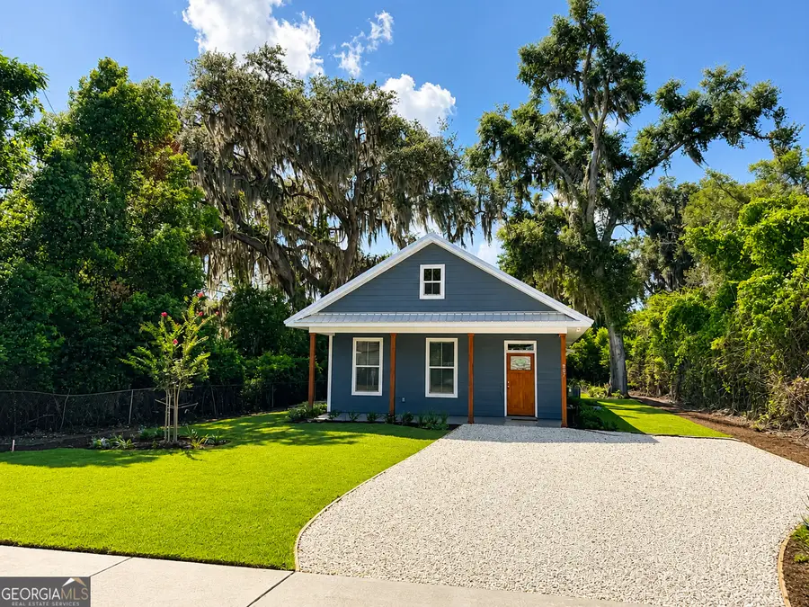 807 Elbert Street, Darien, GA 31305 - #2