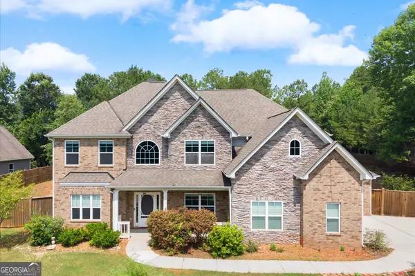 102 Gracie Gardens Court, Newnan, GA 30263