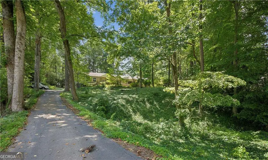 3952 Club Drive Ne, Atlanta, GA 30319 - #3