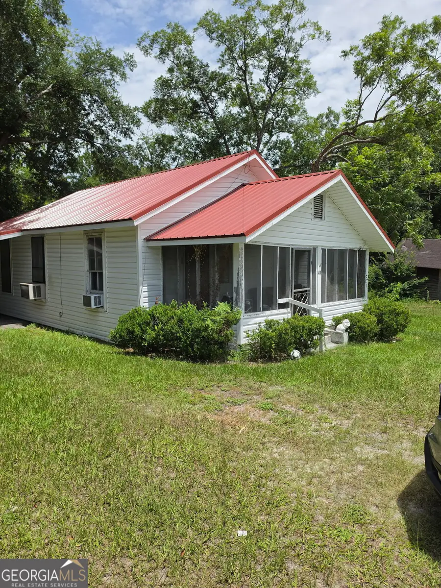 109 Dewey Street, Waycross, GA 31501 - #2