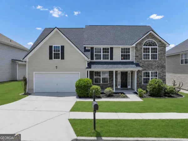 4425 Grove Lake Court, Loganville, GA 30052